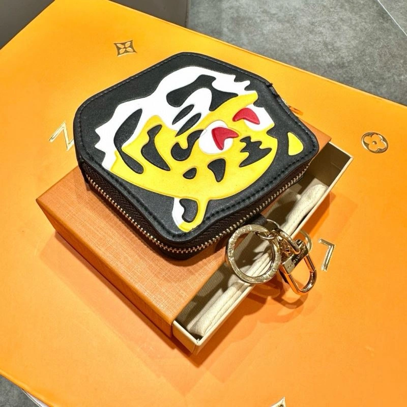 Unisex Louis Vuitton Keychains 265095