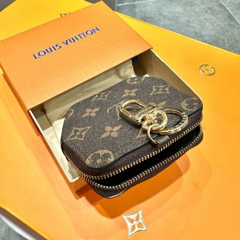 Unisex Louis Vuitton Keychains 265095