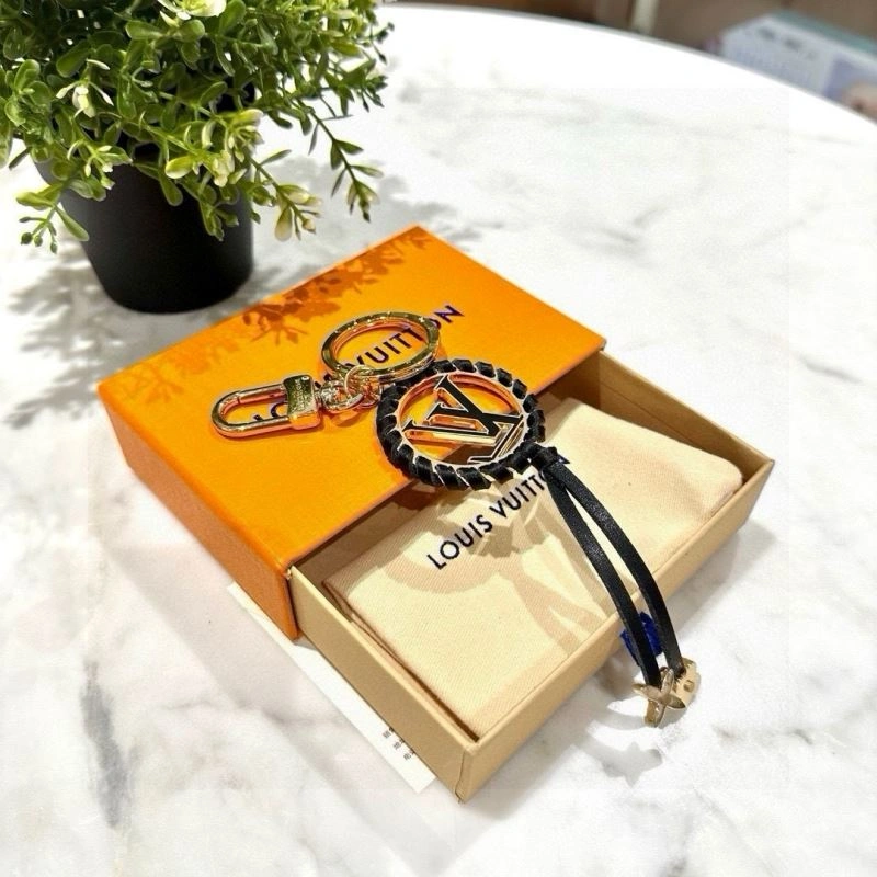 Minimalist Louis Vuitton Keychains 265069