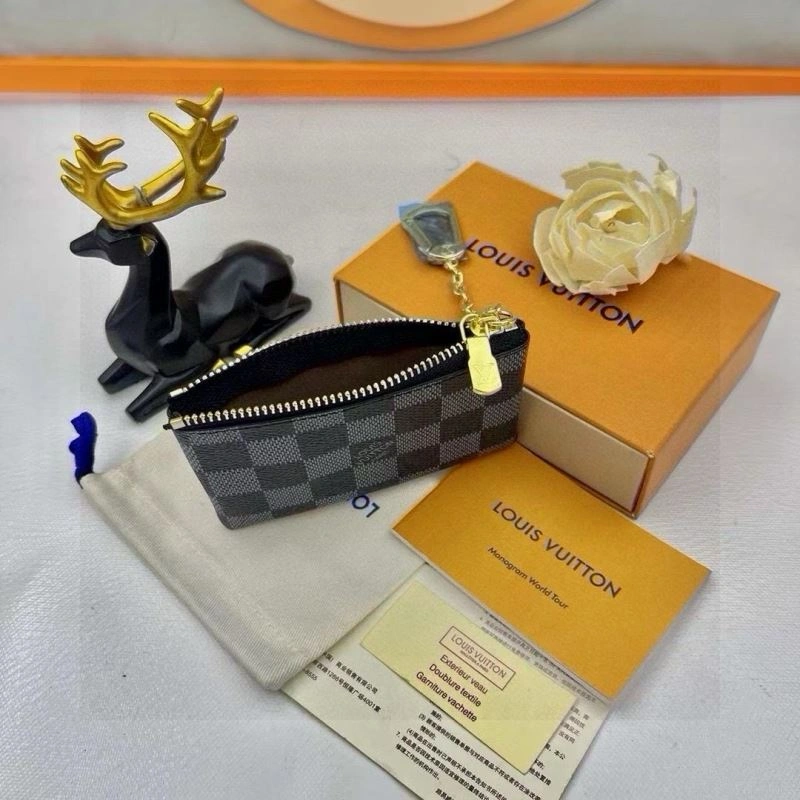 Louis Vuitton Keychains Casual 265077