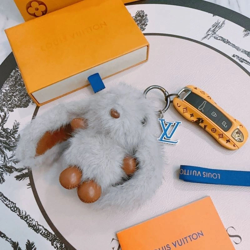 HighPerformance Louis Vuitton Keychains 265066