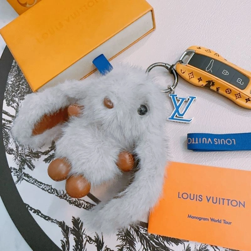 HighPerformance Louis Vuitton Keychains 265066