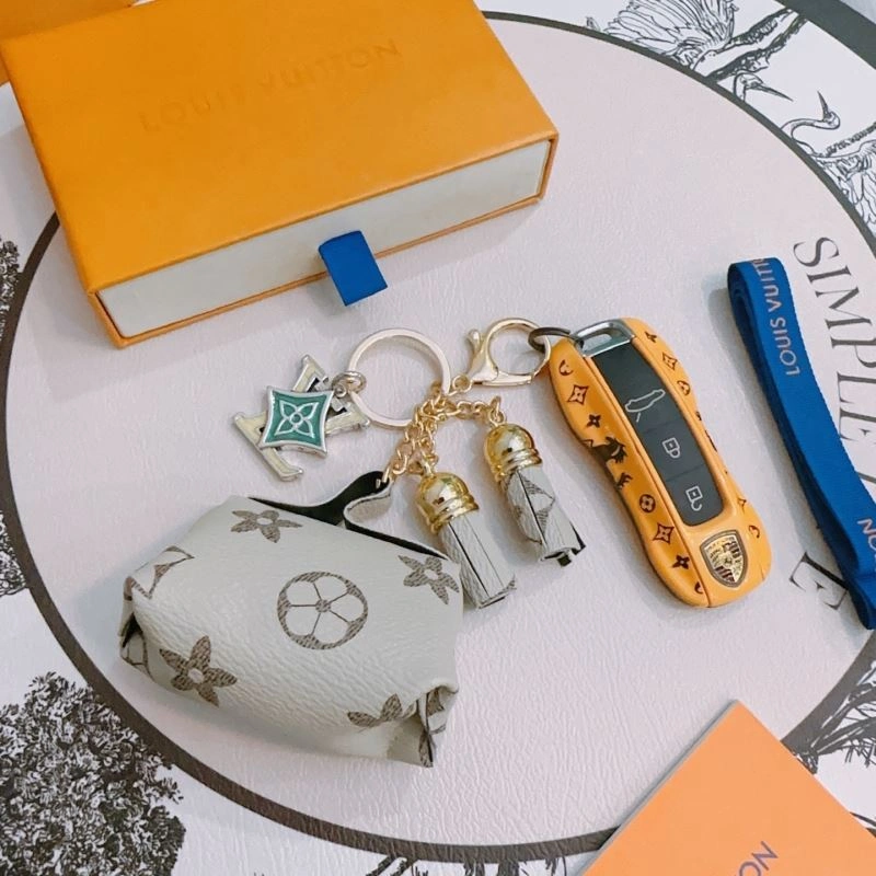 Comfortable Louis Vuitton Keychains 265060