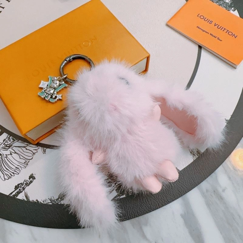 Snug Louis Vuitton Keychains 265057
