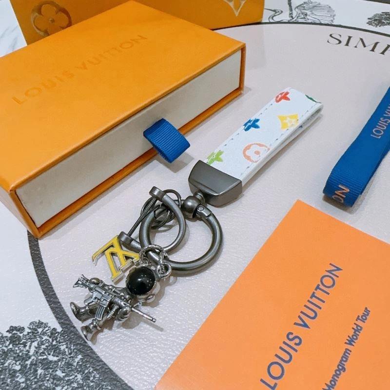 ModernLook Louis Vuitton Keychains 265030