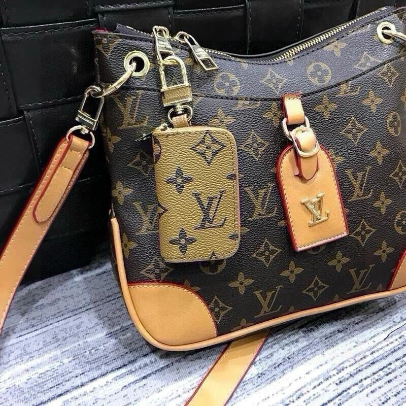 Louis Vuitton Keychains Contemporary 265032