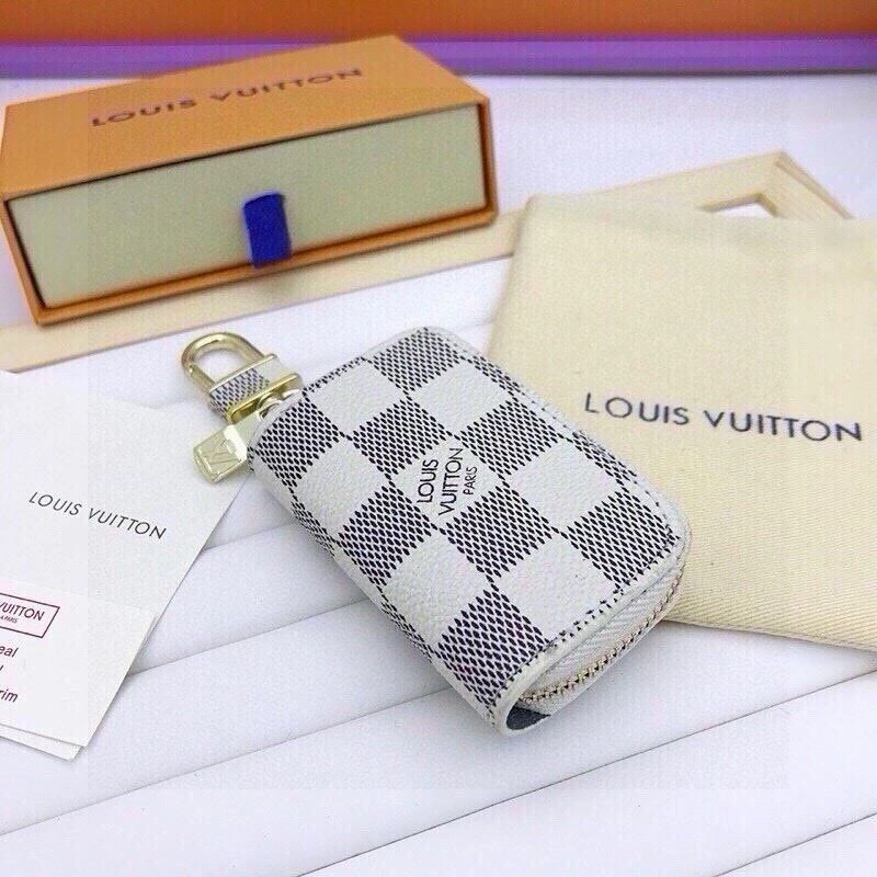 Louis Vuitton Keychains Fashionable 265023