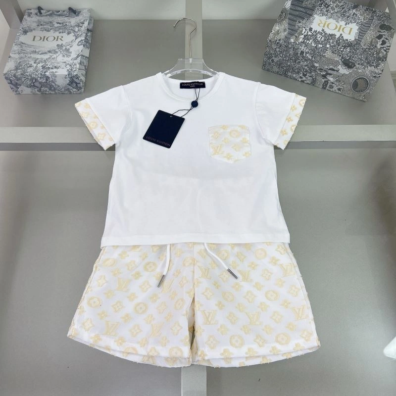 DailyWear Louis Vuitton Kids 132242