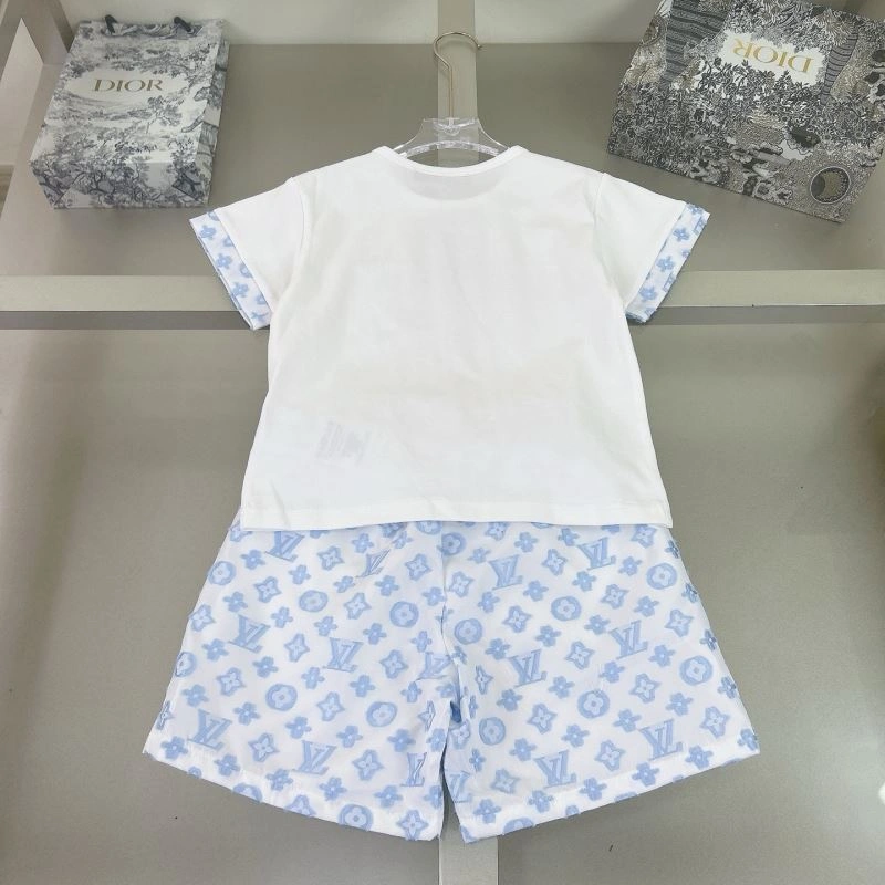 Chic Louis Vuitton Kids 132239