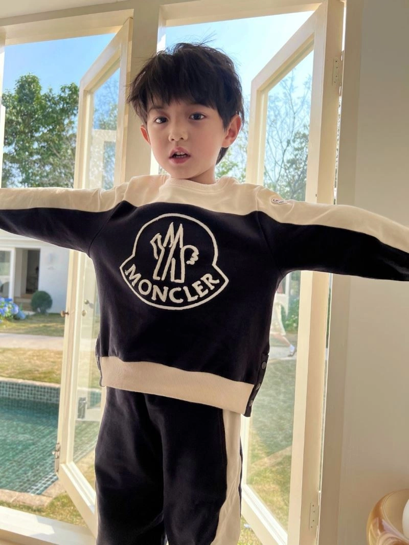 Unisex Louis Vuitton Kids 132222