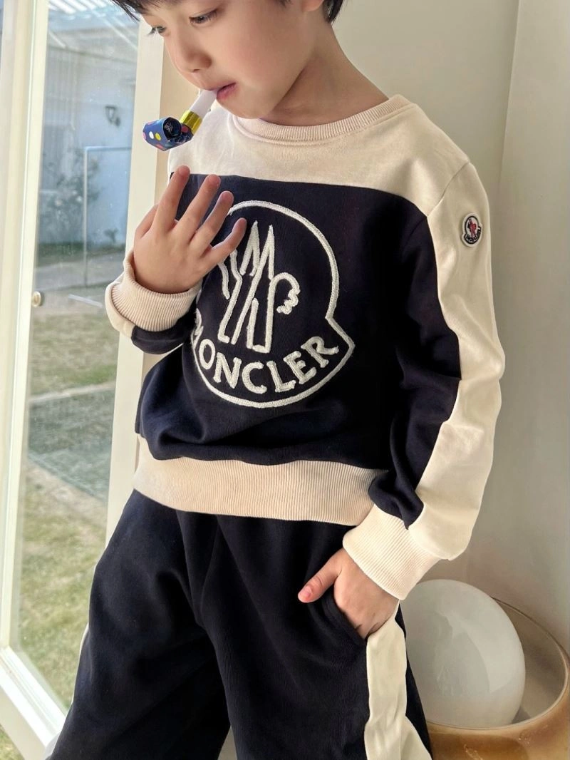 Unisex Louis Vuitton Kids 132222
