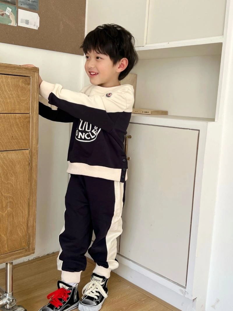 Unisex Louis Vuitton Kids 132222