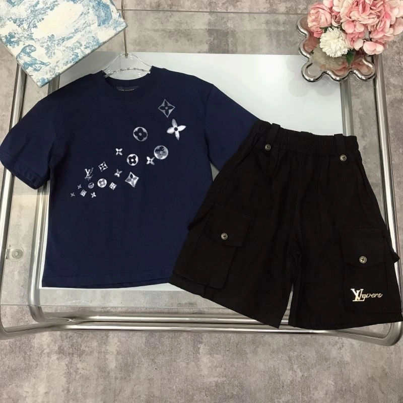 Chic Louis Vuitton Kids 132275