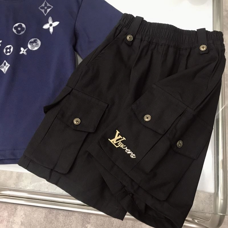 Chic Louis Vuitton Kids 132275