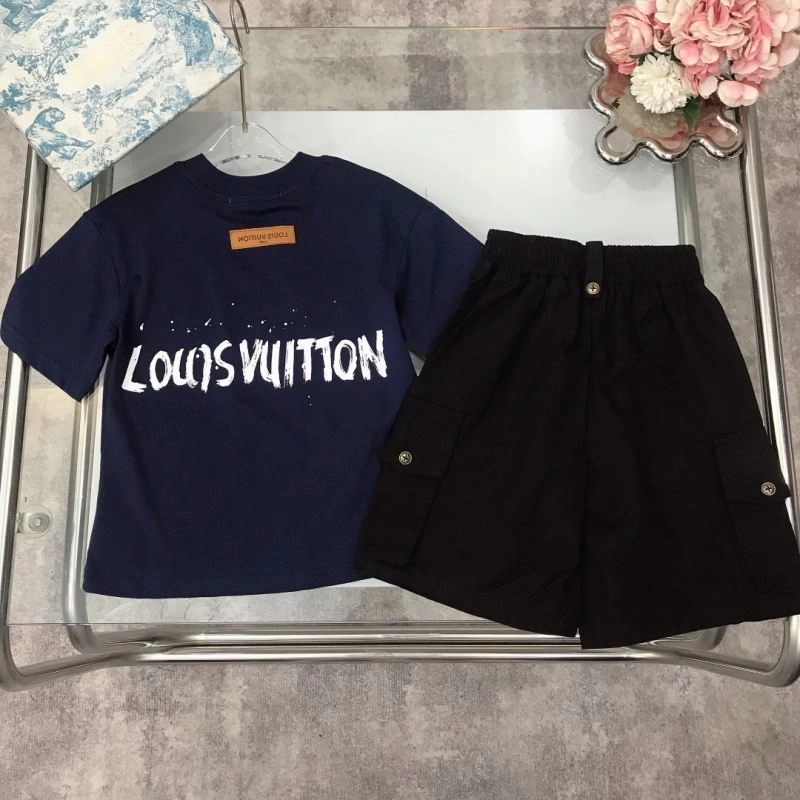 Chic Louis Vuitton Kids 132275