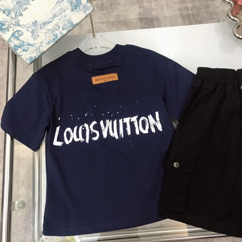 Chic Louis Vuitton Kids 132275
