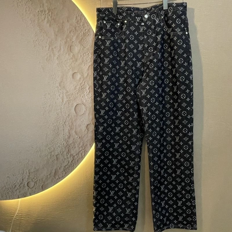 Contemporary Louis Vuitton Long Pants 138686