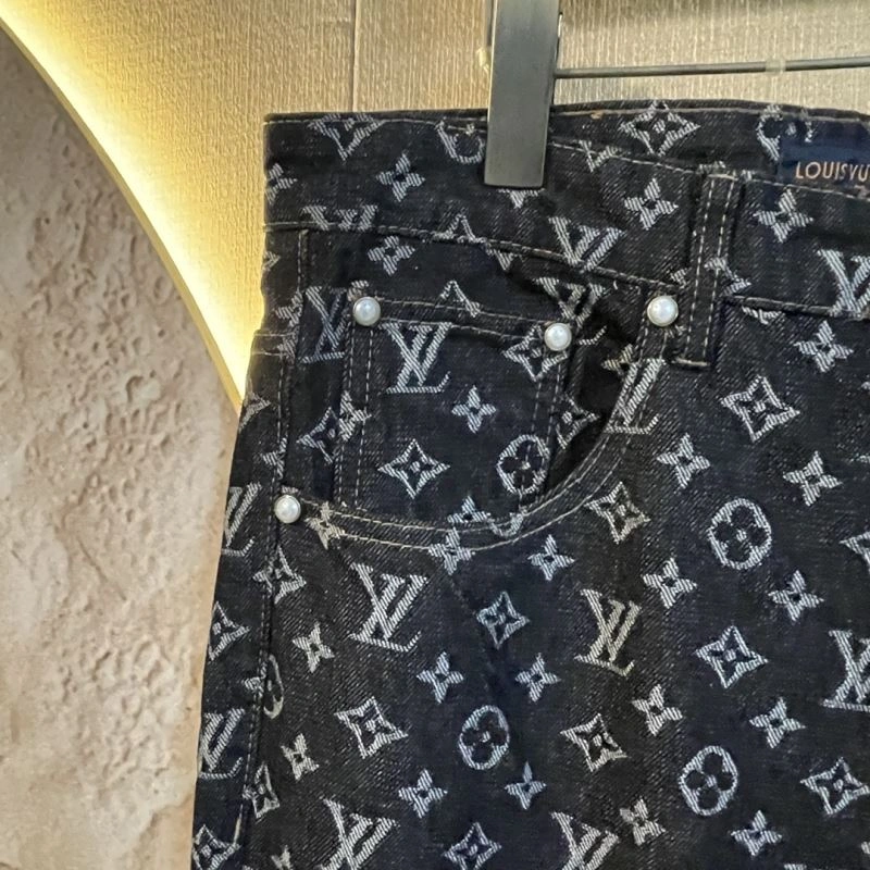 Contemporary Louis Vuitton Long Pants 138686