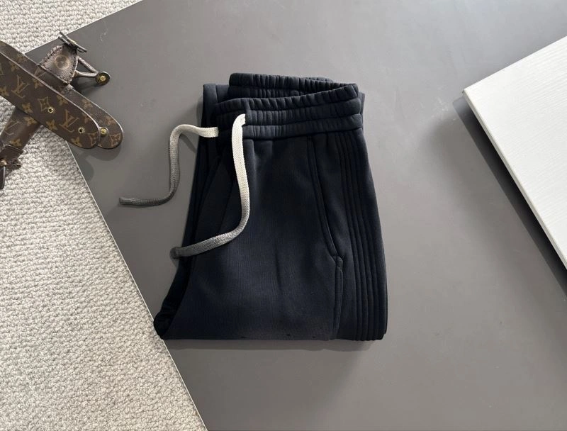 Louis Vuitton Long Pants ComfortFit 138680