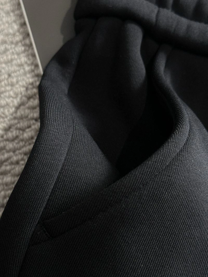 Fashionable Louis Vuitton Long Pants 138681