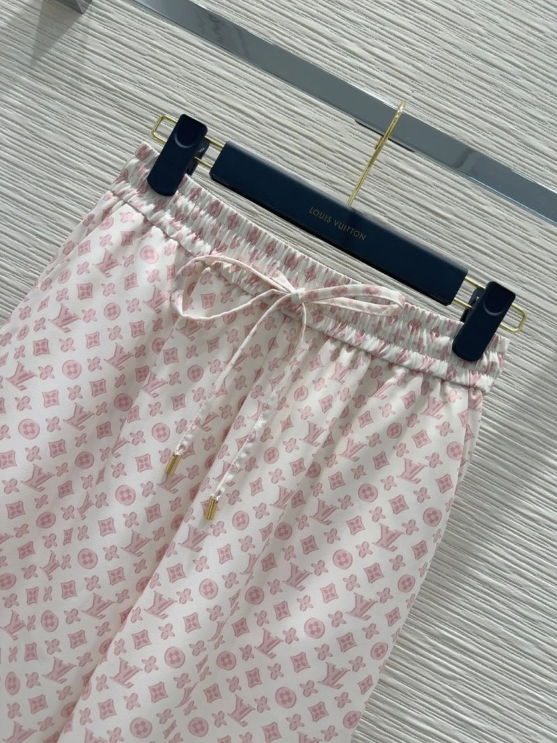Louis Vuitton Long Pants ModernLook 131190