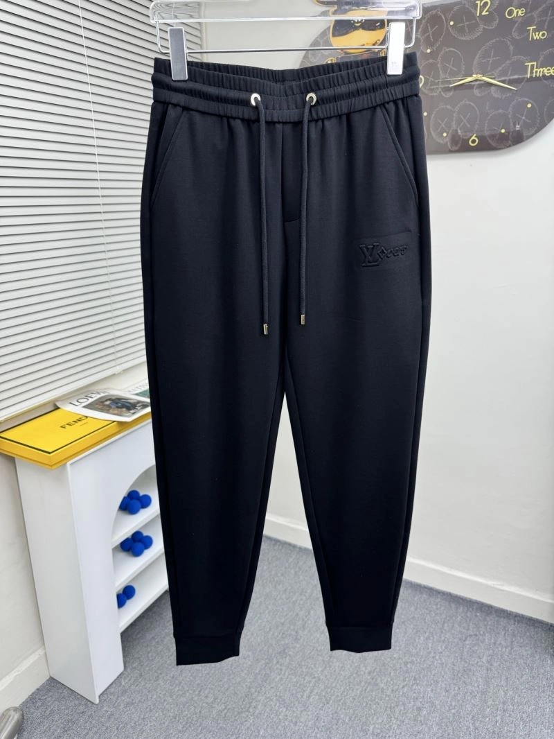 Sleek Louis Vuitton Long Pants 137855