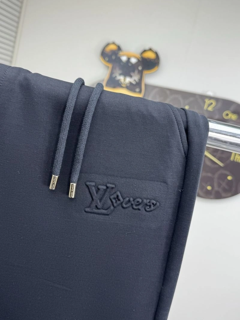 Sleek Louis Vuitton Long Pants 137855