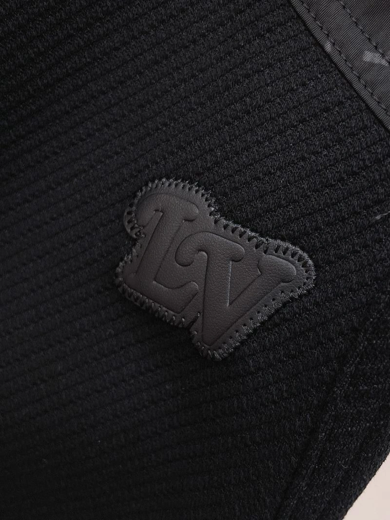 Louis Vuitton Long Pants AllSeason 137836