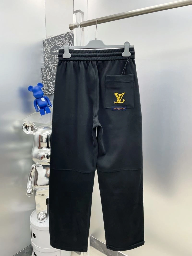 Lightweight Louis Vuitton Long Pants 137826
