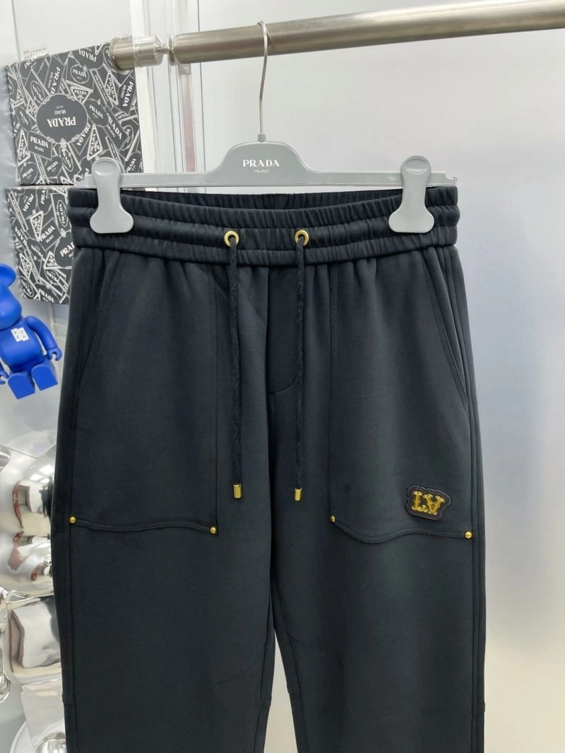 Lightweight Louis Vuitton Long Pants 137826
