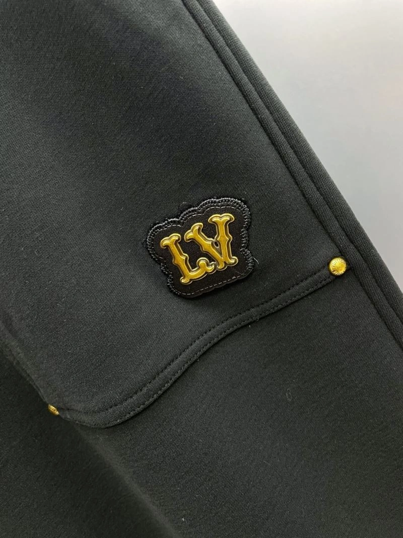 Lightweight Louis Vuitton Long Pants 137826