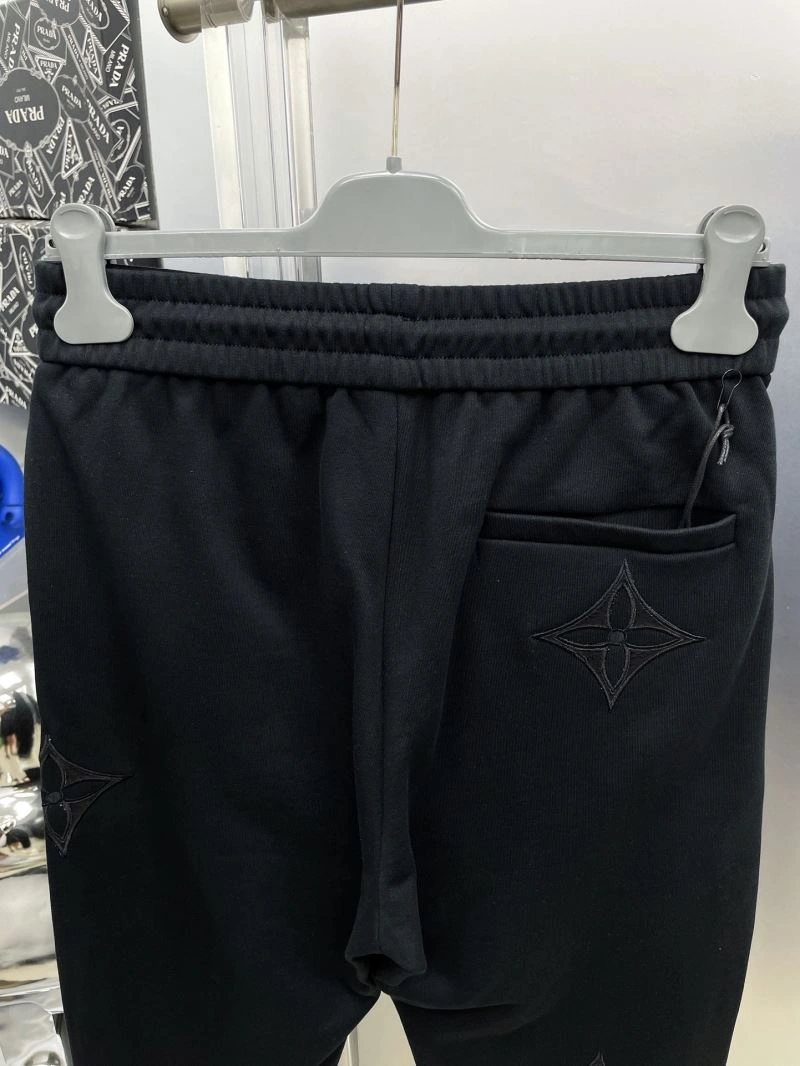 Unisex Louis Vuitton Long Pants 137811