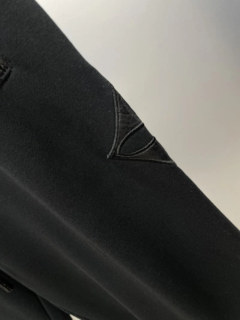 Unisex Louis Vuitton Long Pants 137811