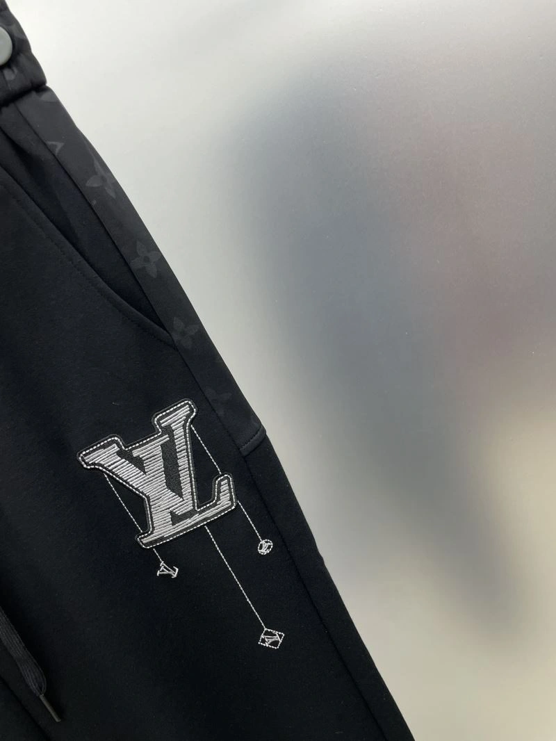 Popular Louis Vuitton Long Pants 137810