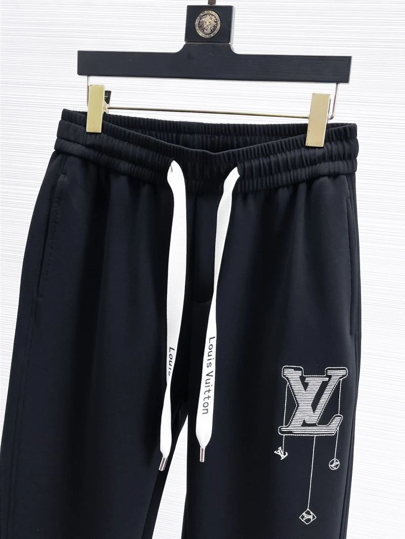 Versatile Louis Vuitton Long Pants 137827