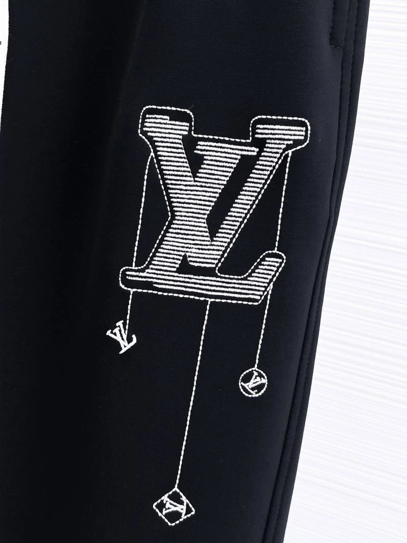 Versatile Louis Vuitton Long Pants 137827