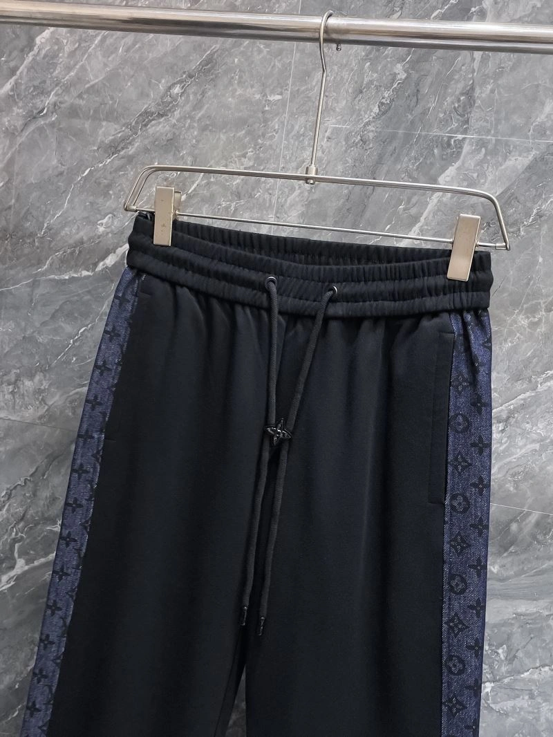 WaterResistant Louis Vuitton Long Pants 136968
