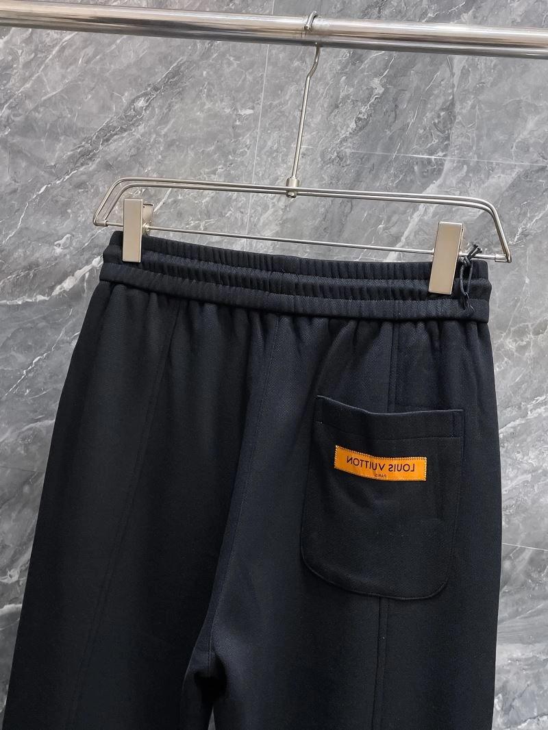 Refined Louis Vuitton Long Pants 136954