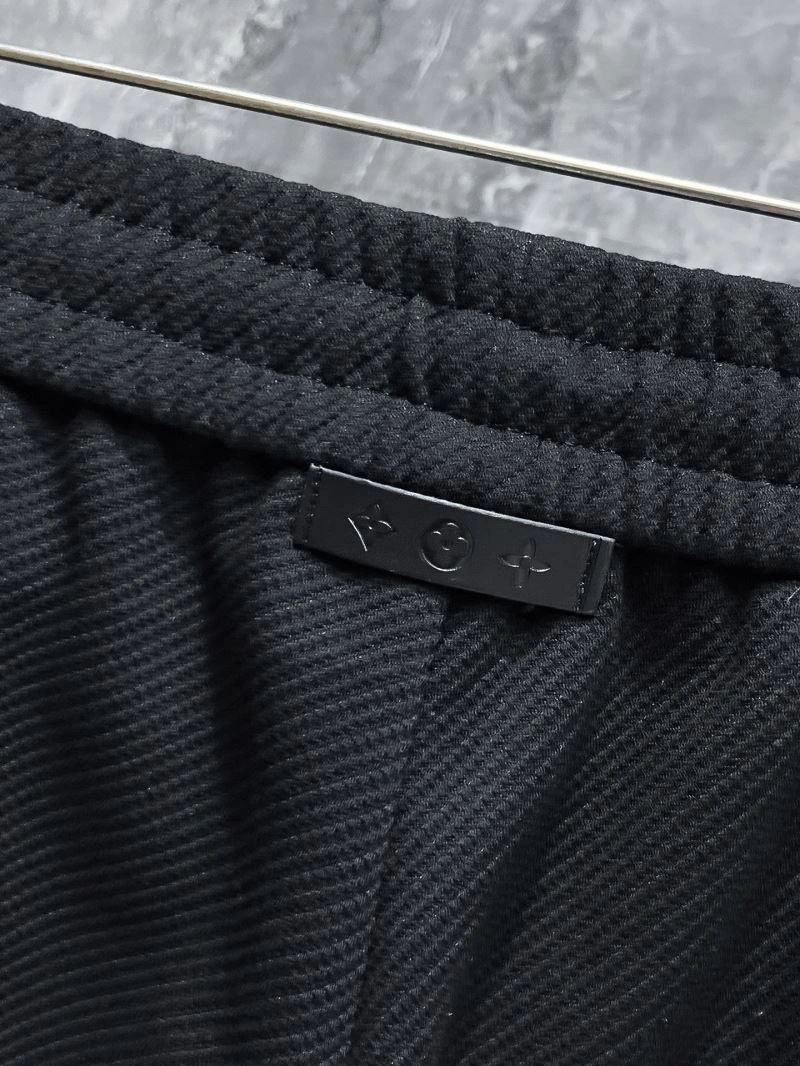 SunProtective Louis Vuitton Long Pants 136948