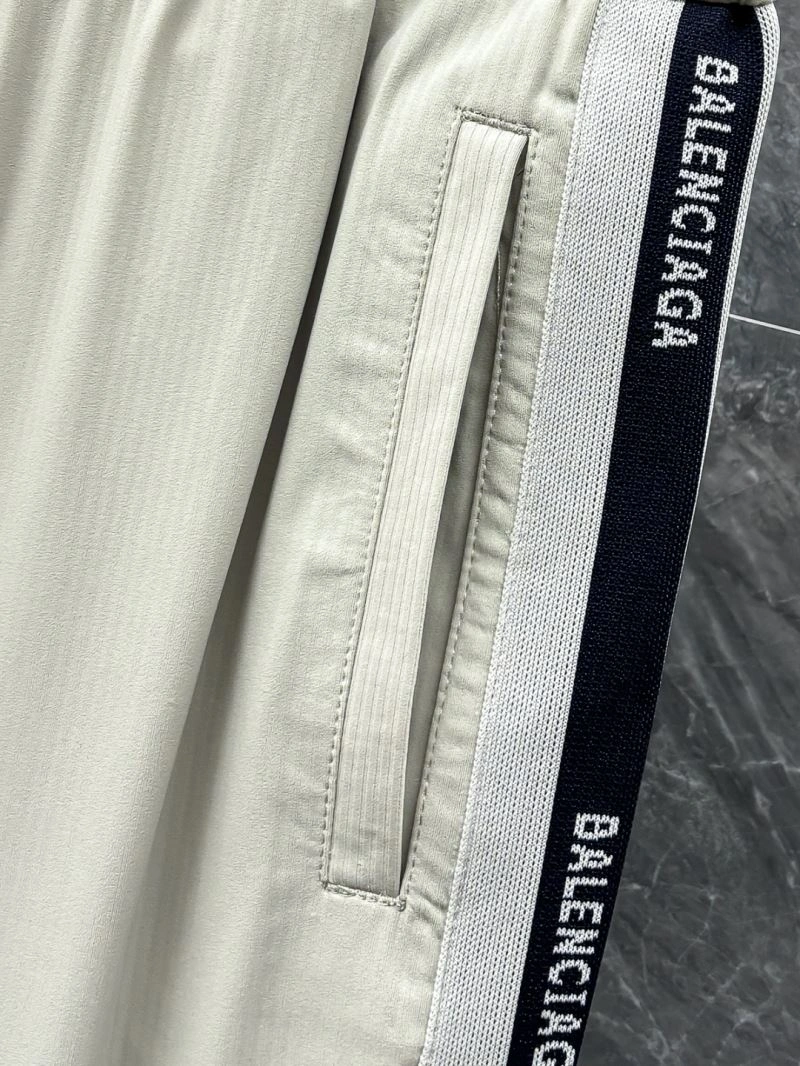 RelaxedFit Louis Vuitton Long Pants 136958