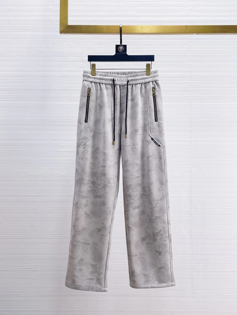 Refined Louis Vuitton Long Pants 136935