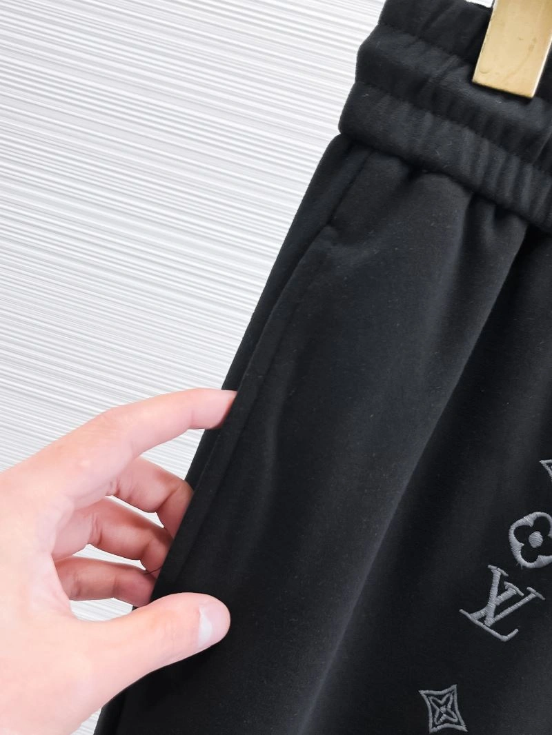 Neat Louis Vuitton Long Pants 136952