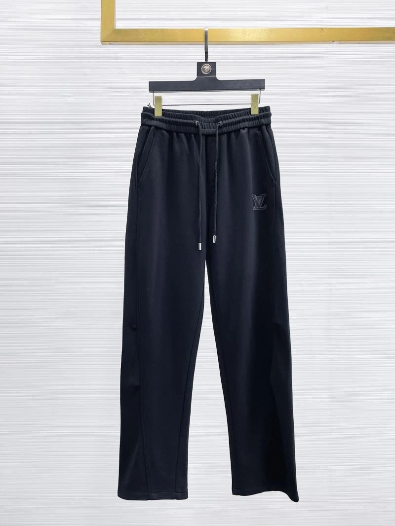 Fashionable Louis Vuitton Long Pants 136953