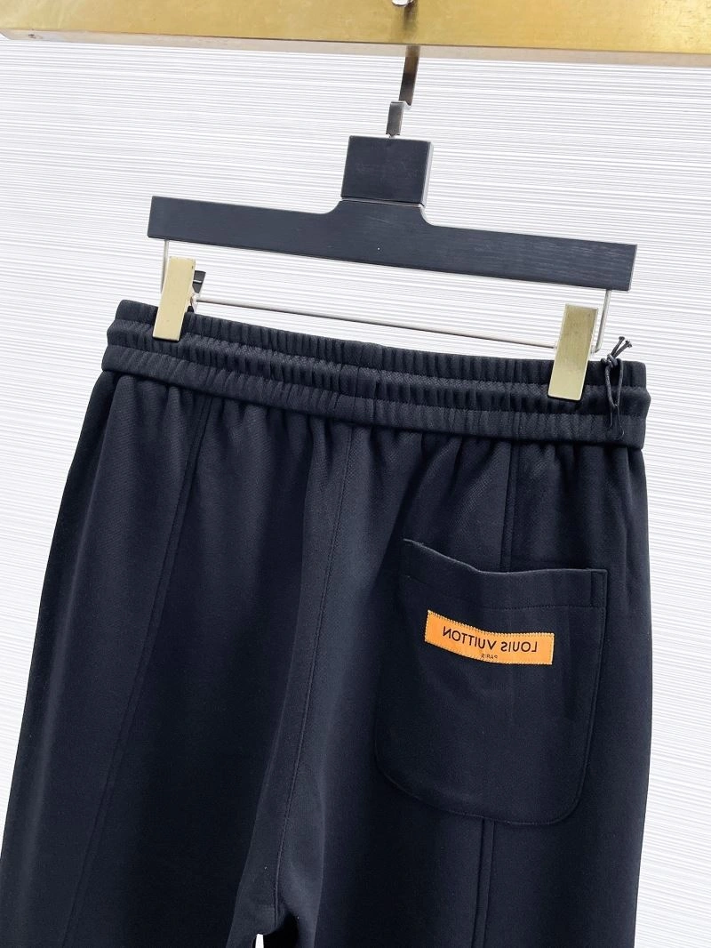 Fashionable Louis Vuitton Long Pants 136953