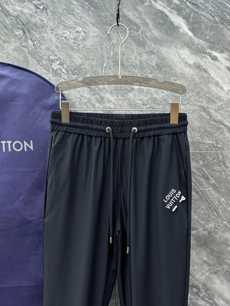 Chic Louis Vuitton Long Pants 136902