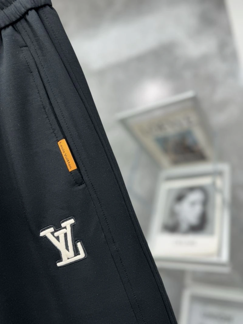 Louis Vuitton Long Pants WaterResistant 136907