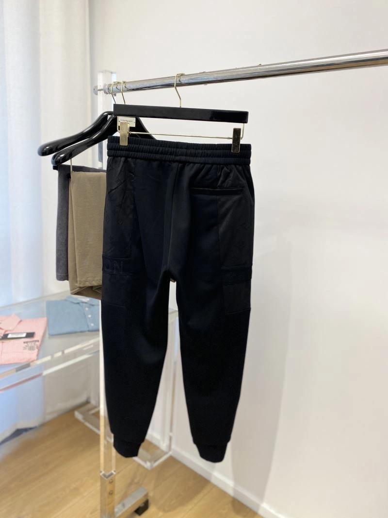 Elegant Louis Vuitton Long Pants 136909