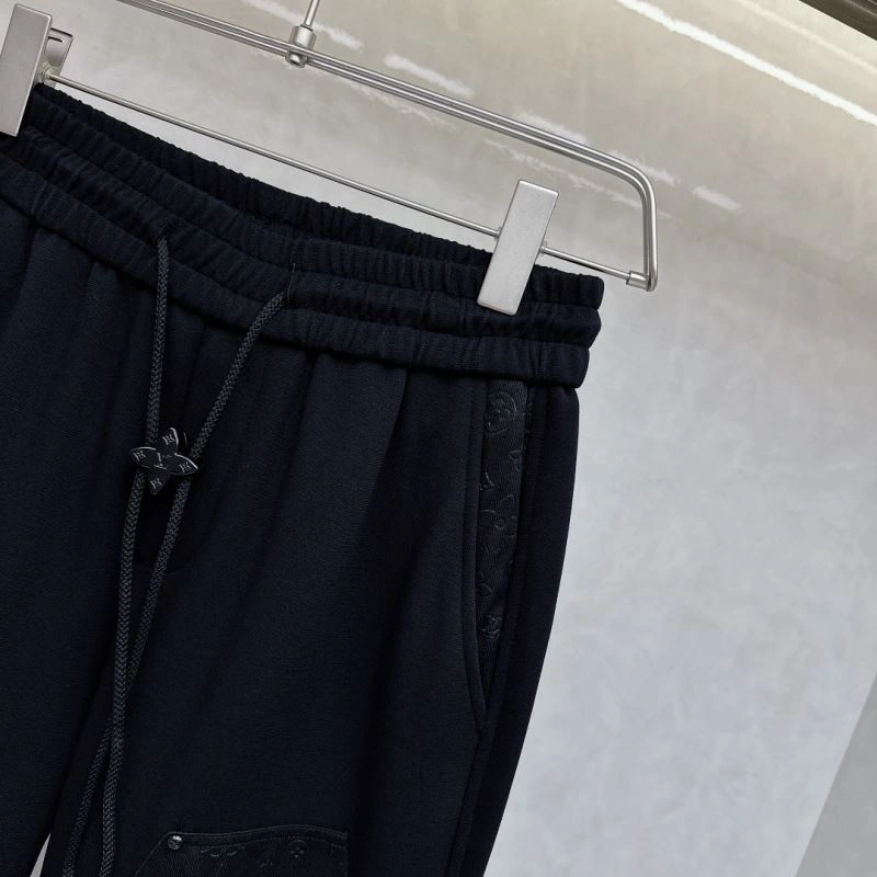 Classic Louis Vuitton Long Pants 136917