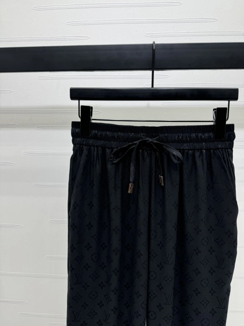 SmoothTexture Louis Vuitton Long Pants 131067
