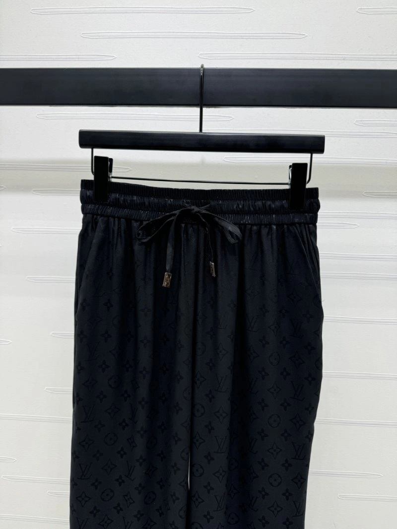 SmoothTexture Louis Vuitton Long Pants 131067